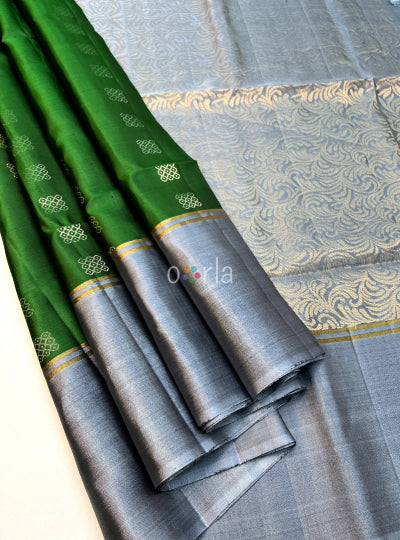 Swarnam - Bottle Green & Grey Turning Handloom Soft Silk Saree