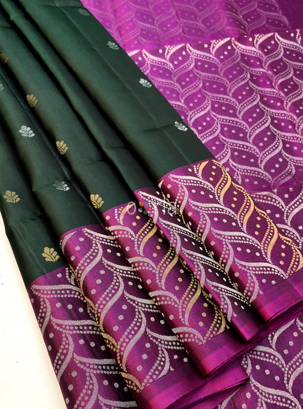 Ezhil - Forest Green & Pink Turning Handloom Soft Silk Saree