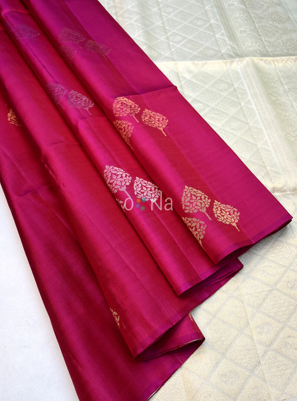 Mughizh - Rich Pink & Cream Mughizh Handloom Soft Silk Saree